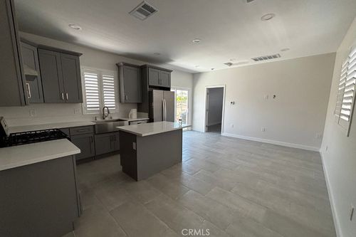 b-2491 W Harriet Ln, Anaheim, CA, 92804-5284 | Card Image