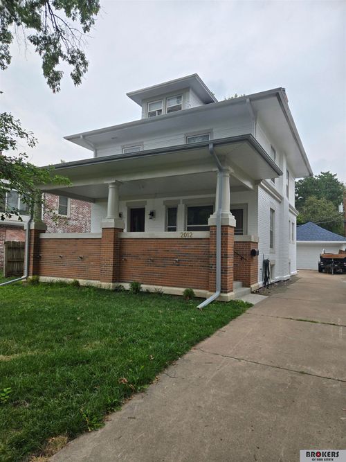 2012 A St, Lincoln, NE, 68502-1632 | Card Image