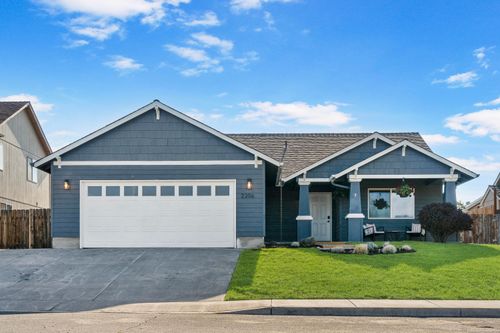 2206 Nw 8th St, Redmond, OR, 97756-1096 | Card Image