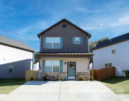 224 Slade Ln, Black Mountain, NC, 28711-0860 | Card Image