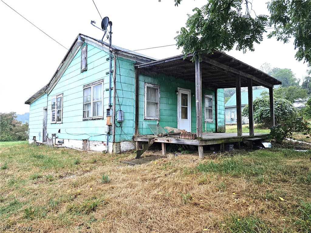 Hill Ave, Parkersburg, WV 26101