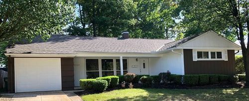 6329 Nelwood Road, Parma Heights, OH, 44130 | Card Image