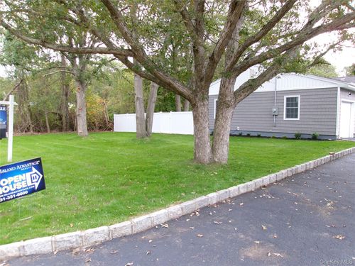 1706 Spur Dr S, Islip, NY, 11751-1200 | Card Image
