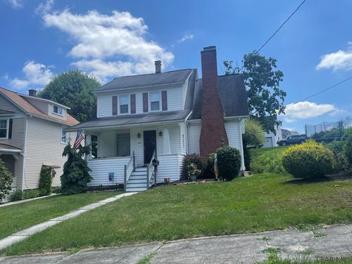 225 Leon St, Johnstown, PA, 15905-2639 | Card Image