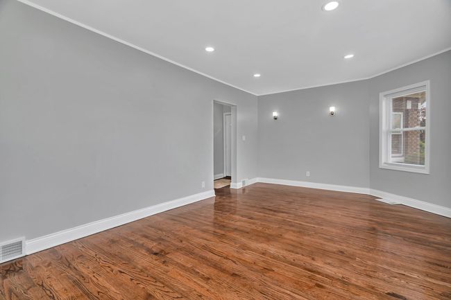 8107 S Princeton Ave, House other with 4 bedrooms, 2 bathrooms and null parking in CHICAGO IL | Image 10