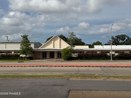 111 Camellia Blvd, Lafayette, LA, 70503-4201 | Card Image