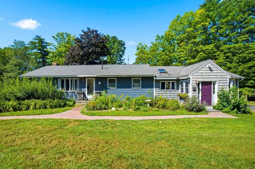 89 Prescott Rd, Brentwood, NH, 03833-6502 | Card Image