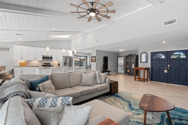 770 Nw 77 Th Ave, House other with 3 bedrooms, 2 bathrooms and null parking in Plantation FL | Image 27