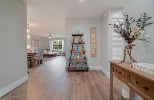 21-13033 Northshire Trl, Wellington, FL, 33414-3990 | Card Image