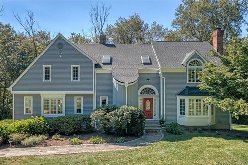 26 Ruscoe Rd, Wilton, CT, 06897-1424 | Card Image