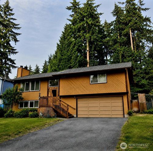 3021 87th Avenue Ct E, Edgewood, WA, 98371-1945 | Card Image