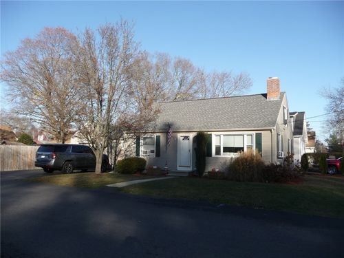 22 Kendall Lane, Warwick, RI, 02888 | Card Image