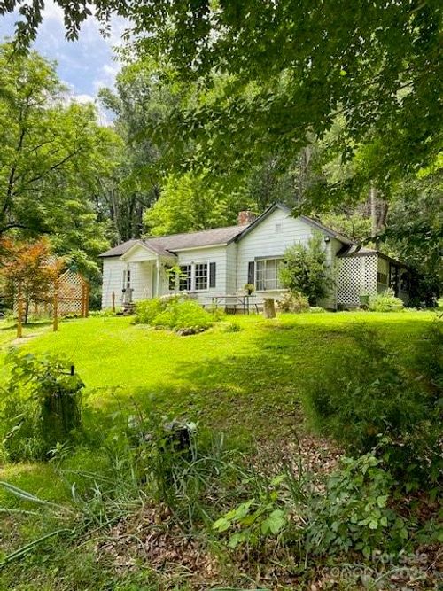 3275 Love Rd, Claremont, NC, 28610-9549 | Card Image
