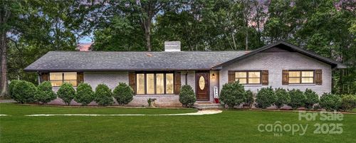 605 Impala Dr, Albemarle, NC, 28001-8184 | Card Image