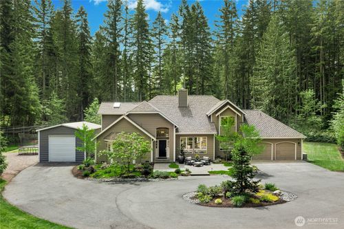 8804 221st Ave Ne, Redmond, WA, 98053-2228 | Card Image