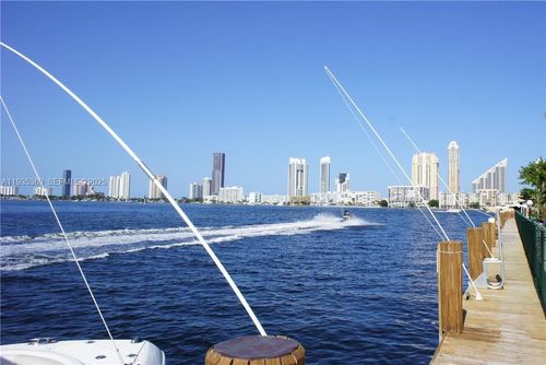 apt-7-3745 Ne 171st St, North Miami Beach, FL, 33160-3024 | Card Image