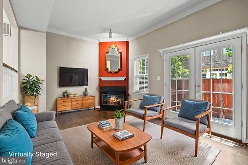804 Gibbon St, ALEXANDRIA, VA, 22314-4128 | Card Image