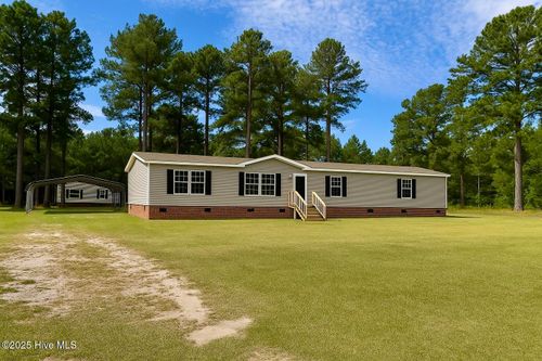 21041 River Birch Dr, Wagram, NC, 28396-8715 | Card Image