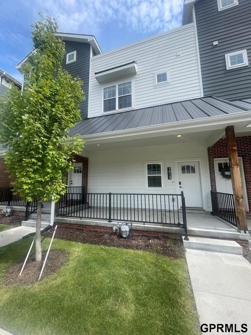 1913 S 7th St, Omaha, NE, 68108-1105 | Card Image