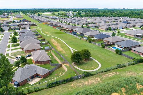 10639 Se 26th St, Midwest City, OK, 73130-3059 | Card Image