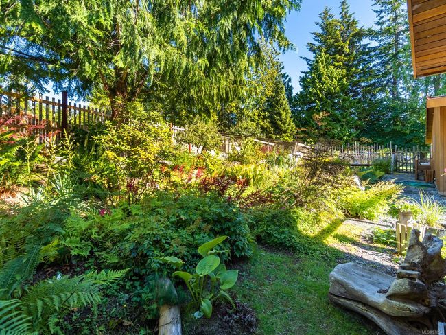 410 17 Th Ave, House other with 4 bedrooms, 5 bathrooms and 4 parking in Sointula BC | Image 72