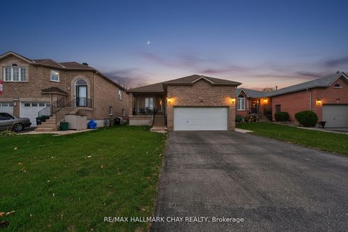 lower-158 Pringle Dr, Barrie, ON, L4N0R3 | Card Image