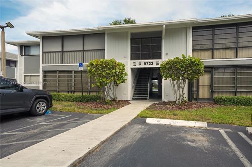 apt-102-9723 Hammocks Blvd, Miami, FL, 33196-1541 | Card Image