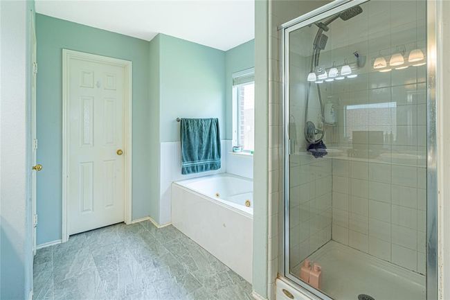 Ensuite Bathroom 1st floor | Image 33
