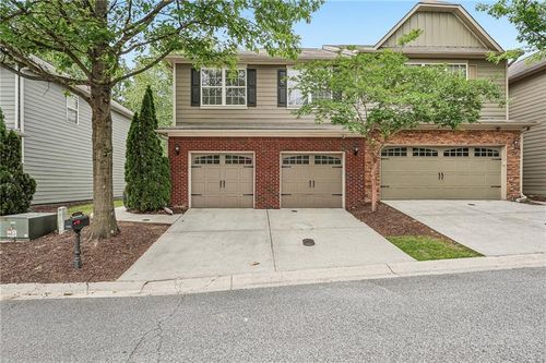 2340 Whiteoak Ln Se, Smyrna, GA, 30080-7427 | Card Image