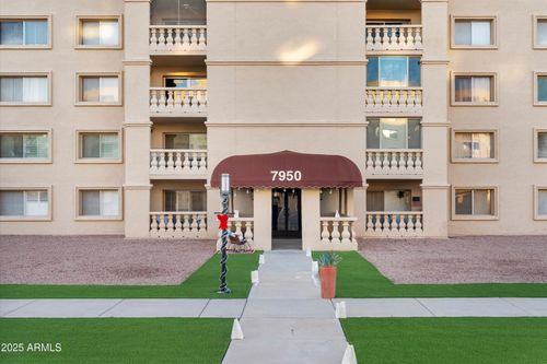 404-7950 E Camelback Rd, Scottsdale, AZ, 85251-2615 | Card Image