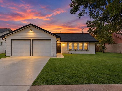 377 Haymarket Lane, Hockley, TX, 77015 | Card Image