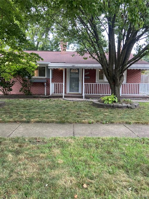 35691 Fairchild St, Westland, MI, 48186-4142 | Card Image
