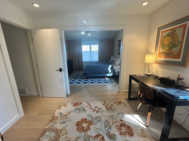 DRESSING ROOM AND WALK IN CLOSET | Image 19