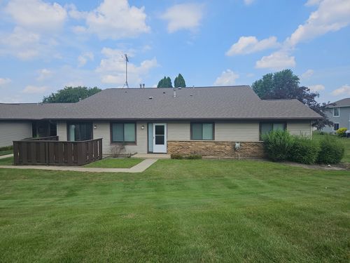5202-b-5202 Winslow Cir, McHenry, IL, 60050-5083 | Card Image