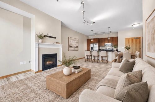 216-4525 Park Commons Dr, Saint Louis Park, MN, 55416-5175 | Card Image