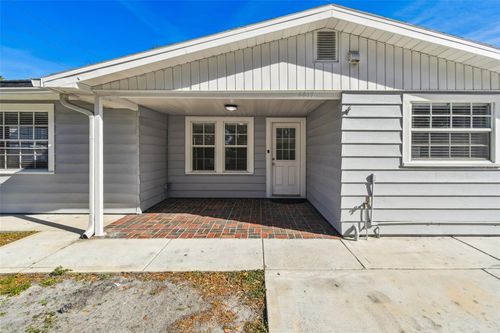 6817 N Sterling Ave, TAMPA, FL, 33614-4048 | Card Image