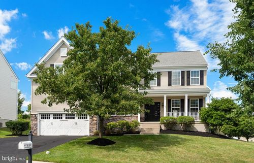 4200 Thornhill Rd, CHESTER SPRINGS, PA, 19425-3906 | Card Image