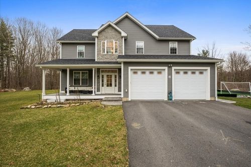 68 Fisher Rd, Holden, MA, 01520-1408 | Card Image