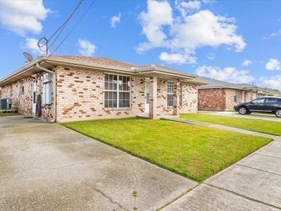 3315 Delambert Street, Home with 4 bedrooms, 2 bathrooms and null parking in Chalmette LA | Image 3