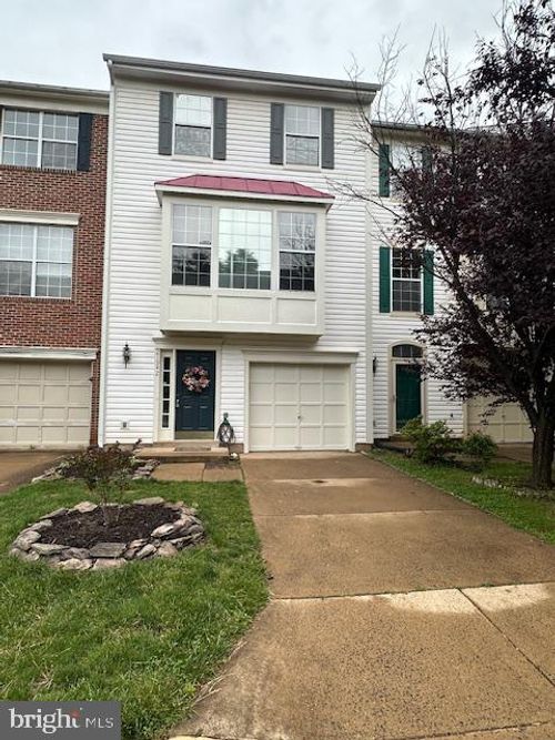21942 Thompson Sq, STERLING, VA, 20166-3031 | Card Image