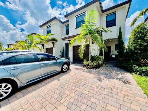 25532 Sw 108th Ave, Homestead, FL, 33032-6352 | Card Image