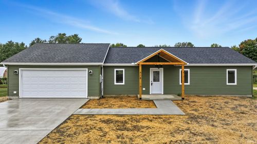 418 S Washington St, Pierceton, IN, 46562-9341 | Card Image