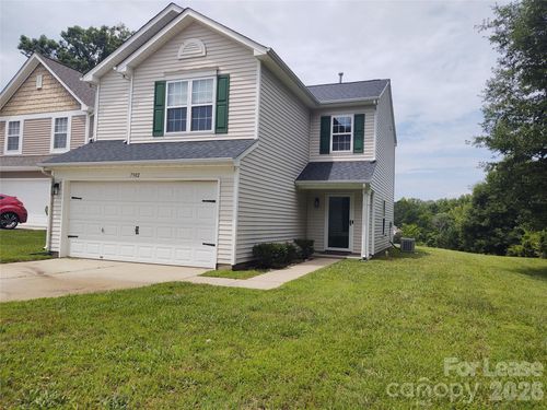 7302 Woodbourne Ln, Charlotte, NC, 28273-3472 | Card Image