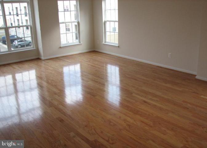Residential Lease in BRAMBLETON 2