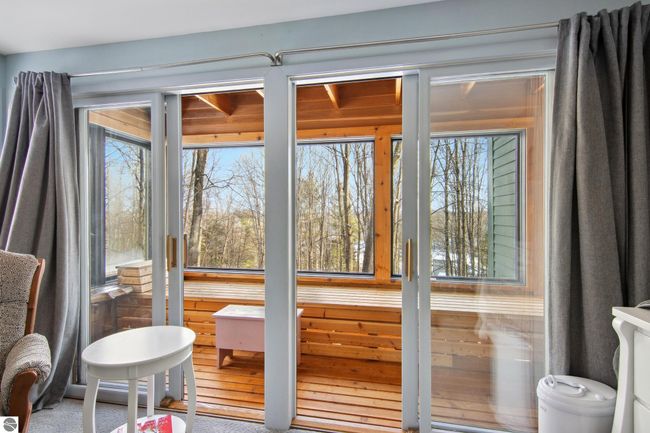 400 W Broadway, House other with 3 bedrooms, 2 bathrooms and null parking in Suttons Bay MI | Image 22