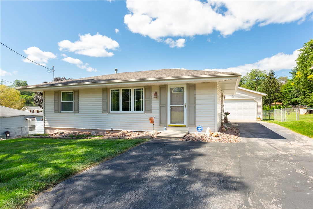 Watrous Ave, Des Moines, IA 50315