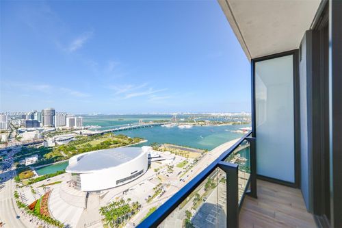 3505-398 Ne 5th St, Miami, FL, 33132-2150 | Card Image
