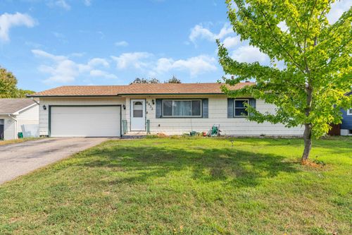 6432 Zealand Avenue N, Brooklyn Park, MN, 55428 | Card Image
