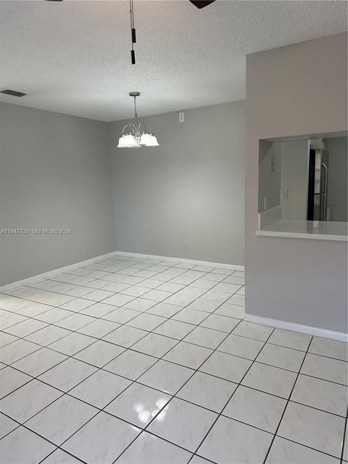 apt-204-10037 Winding Lake Rd, Sunrise, FL, 33351-5835 | Card Image