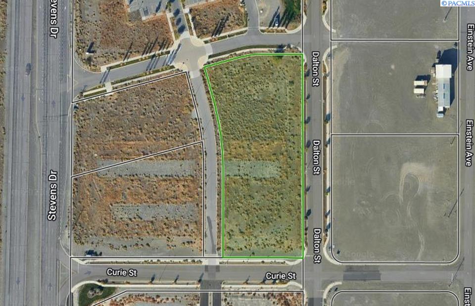 750 Curie Ave, Richland, WA 99354
